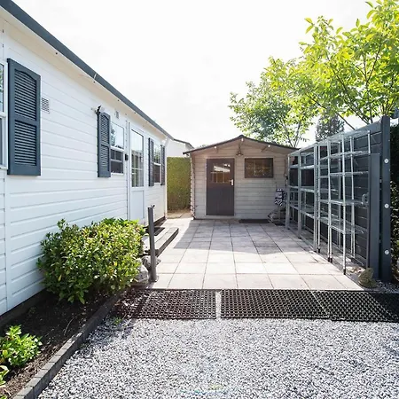 Chalet 47, Betoverend Oisterwijkse Bosverblijf ~ Uitzicht Oisterwijk