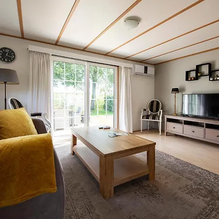 47, Betoverend Oisterwijkse Bosverblijf ~ Uitzicht 木屋