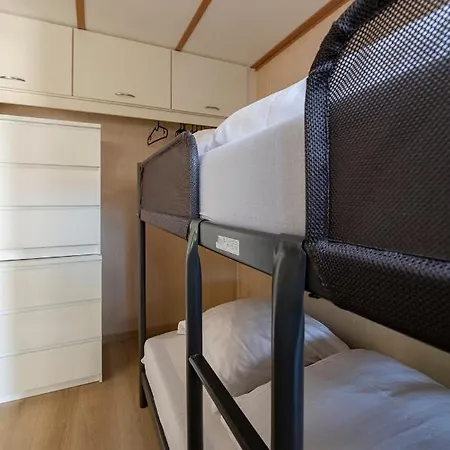 Chalet 47, Betoverend Oisterwijkse Bosverblijf ~ Uitzicht Oisterwijk